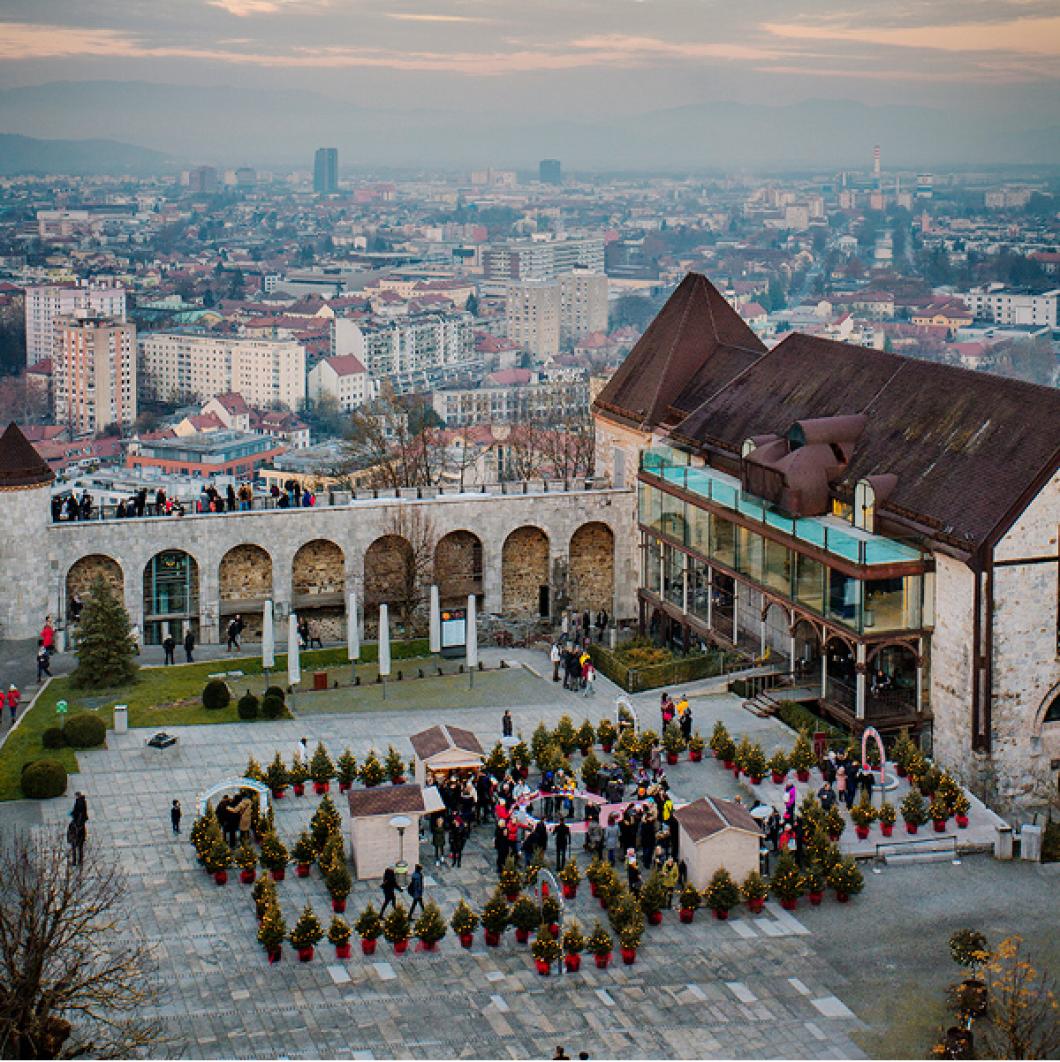 Grajski praznični sejem. Foto: Miha Mally