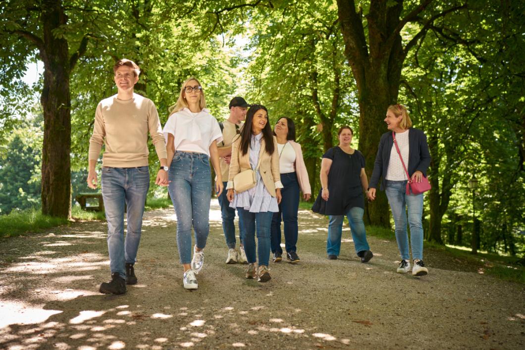 Piknik med grajskimi trtami. Foto: Blaž Žnidarič