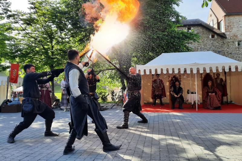 14. Grajski dnevi, vitezi z ognjem. Foto: Miha Mally