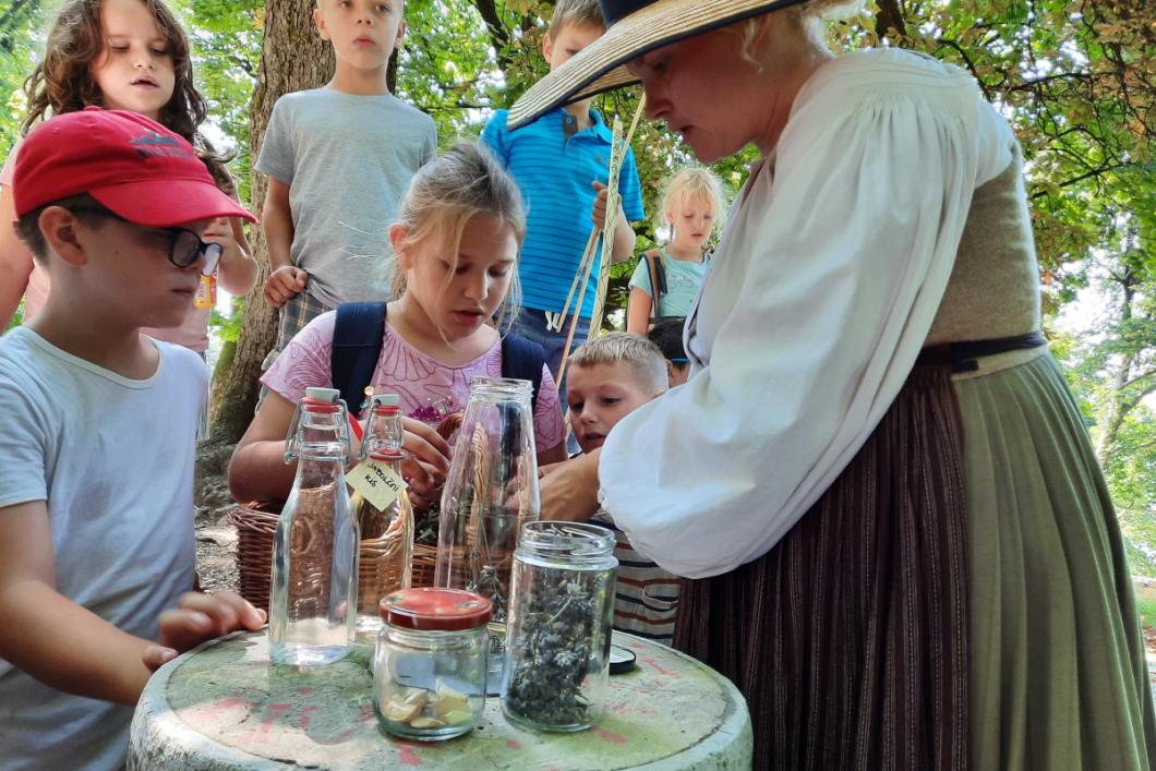 Čudežno zdravilo za cesarja. Foto: arhiv LG