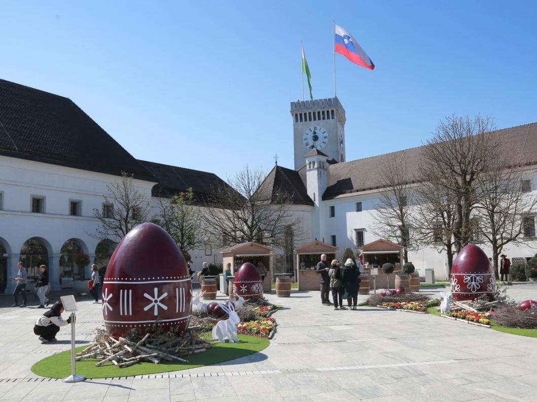 Velikonočni sejem na gradu. Foto: Miha Mally