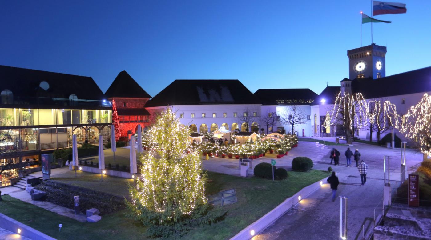 Prosinac u Ljubljanskim dvorcu. Foto: Miha Mally