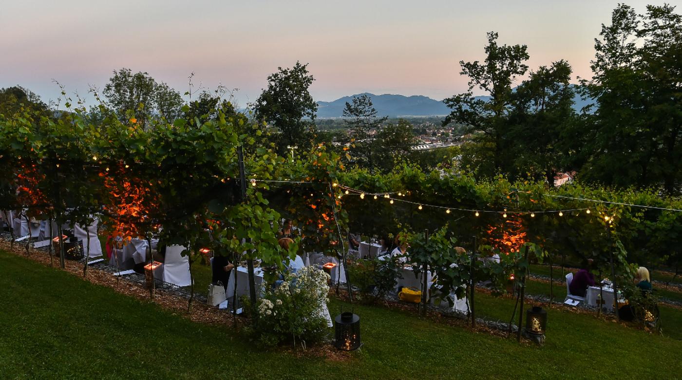 Večerja v Grajskem vinogradu s chefom Igorjem Jagodicem. Foto: Peter Irman