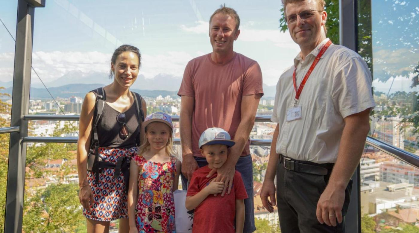 Tirna vzpenjača na Ljubljanski grad od začetka svojega obratovanja prepelje petmilijontega potnika