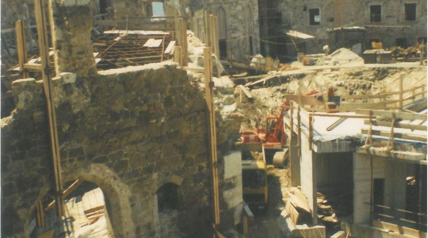 Castle Courtyard, reconstruction. Photo: Ambient