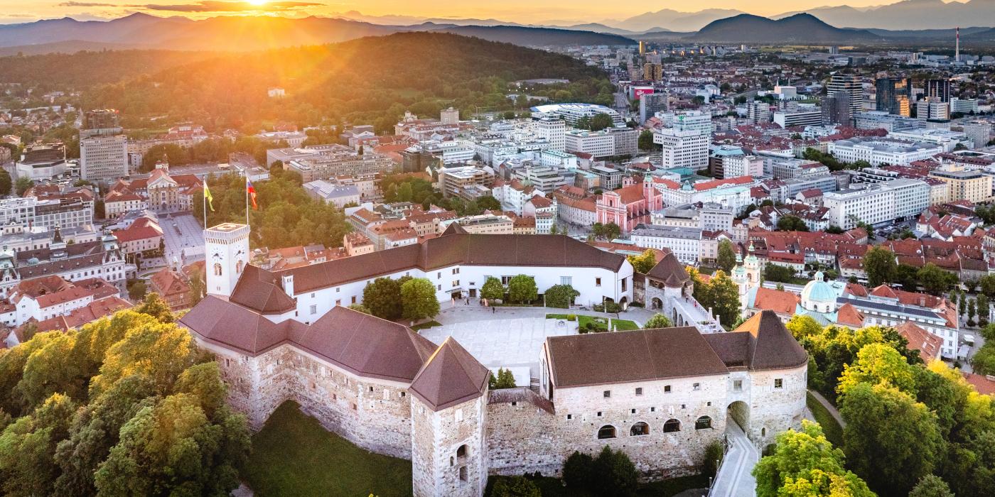 1400x7080pxLjubljanski grad Jost Gantar 2024 11