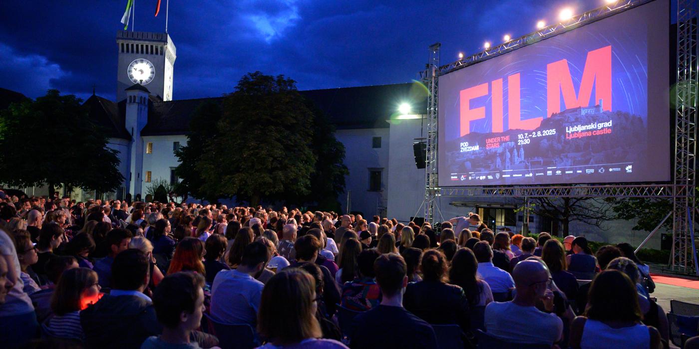 Film pod zvezdami, Grajsko dvorišče. Foto: Katja Goljat